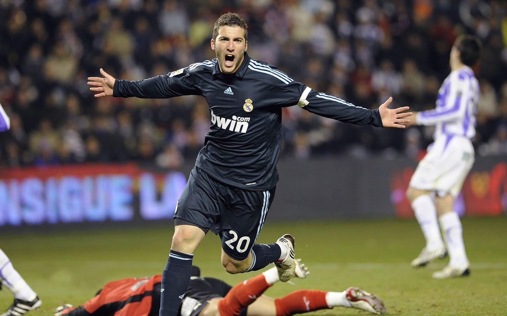 GOAL年度50大球星榜单揭晓,梅西再获最佳球员殊荣